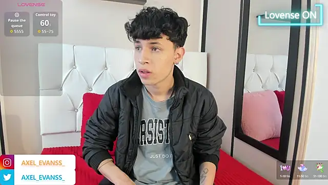 Snapshot of Axel__Evans chatting on September 23, 2025, 12:34 pm Axel Evans online show from September 23, 2025, 12:34 pm