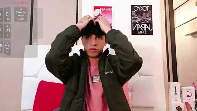 Snapshot of Axel__Evans chatting on February 4, 2026, 12:55 pm Axel Evans online show from February 4, 2026, 12:55 pm