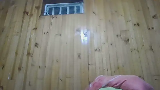 Roselingalvis13 online show from September 30, 2025, 2:28 am