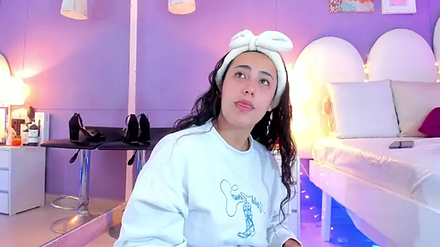 my aleja  online show from January 16, 2026, 1:37 pm