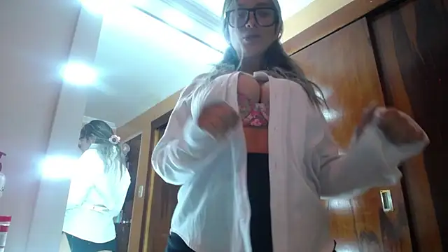 Snapshot of miss_lilieth chatting on September 28, 2025, 6:04 pm miss lilieth online show from September 28, 2025, 6:04 pm