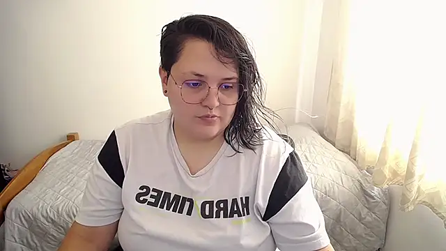 Snapshot of bl3ak_1 chatting on September 23, 2025, 7:43 pm bl3ak 1 online show from September 23, 2025, 7:43 pm