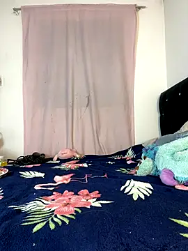 Snapshot of Im_tinaa_sr chatting on October 24, 2025, 1:15 am Im tinaa sr online show from October 24, 2025, 1:15 am