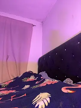 Snapshot of Im_tinaa_sr chatting on October 30, 2025, 1:37 am Im tinaa sr online show from October 30, 2025, 1:37 am