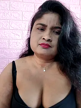 Snapshot of hornyriyanka chatting on October 18, 2025, 2:13 am hornyriyanka online show from October 18, 2025, 2:13 am