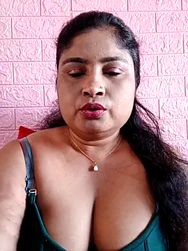 Snapshot of hornyriyanka chatting on October 30, 2025, 2:43 am hornyriyanka online show from October 30, 2025, 2:43 am