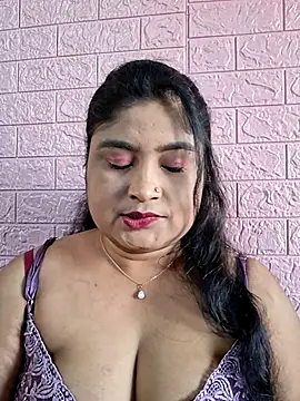 hornyriyanka online show from November 13, 2025, 2:26 am