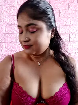 Snapshot of hornyriyanka chatting on September 29, 2025, 2:40 am hornyriyanka online show from September 29, 2025, 2:40 am