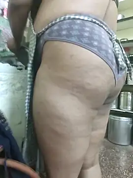 Snapshot of dhanshri143 chatting on October 10, 2025, 6:03 am dhanshri143 online show from October 10, 2025, 6:03 am