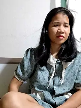 Snapshot of Maria2299 chatting on October 28, 2025, 4:28 pm Maria2299 online show from October 28, 2025, 4:28 pm