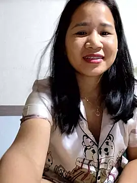 Snapshot of Maria2299 chatting on October 27, 2025, 4:08 pm Maria2299 online show from October 27, 2025, 4:08 pm