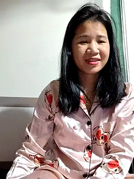 Snapshot of Maria2299 chatting on October 24, 2025, 4:39 pm Maria2299 online show from October 24, 2025, 4:39 pm