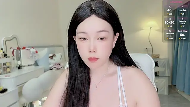Bella Ava online show from May 13, 2026, 10:17 pm