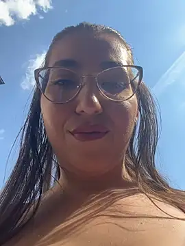 Snapshot of Kylie_Kathy chatting on June 11, 2026, 1:08 pm Kylie Kathy online show from June 11, 2026, 1:08 pm