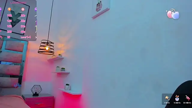 Snapshot of Ambar_Cullen chatting on October 3, 2025, 8:21 pm Ambar Cullen online show from October 3, 2025, 8:21 pm