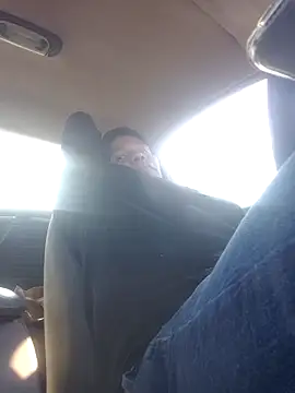 uratre online show from November 28, 2025, 8:42 pm