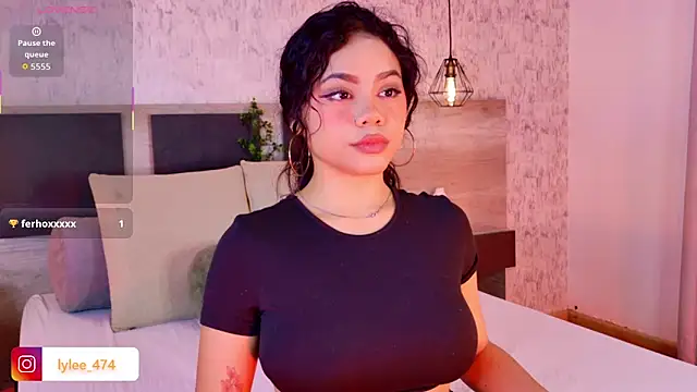 Snapshot of Celine_Lee chatting on December 22, 2025, 9:15 pm Celine Lee online show from December 22, 2025, 9:15 pm