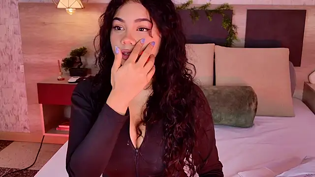 Snapshot of Celine_Lee chatting on December 5, 2025, 5:00 pm Celine Lee online show from December 5, 2025, 5:00 pm