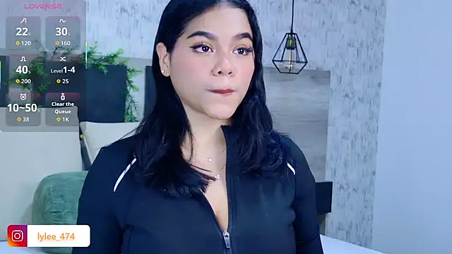 Snapshot of Celine_Lee chatting on February 24, 2026, 7:26 pm Celine Lee online show from February 24, 2026, 7:26 pm