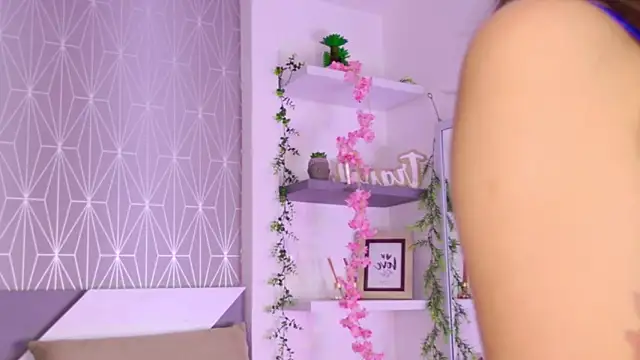 Snapshot of Celine_Lee chatting on November 14, 2025, 4:43 pm Celine Lee online show from November 14, 2025, 4:43 pm