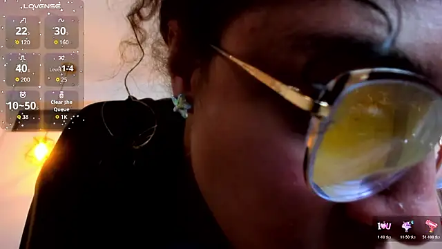 Snapshot of Hanna_Cornee_ chatting on February 19, 2026, 12:24 pm Hanna Cornee online show from February 19, 2026, 12:24 pm