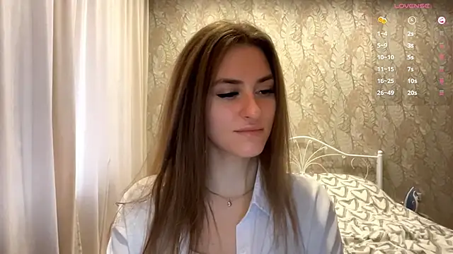 miainheat online show from October 24, 2025, 9:08 am