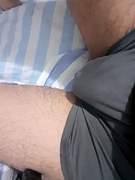 Lunaty00 online show from November 18, 2025, 8:17 am