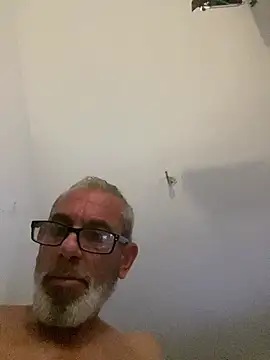 crisfootlicker online show from August 4, 2026, 1:54 am