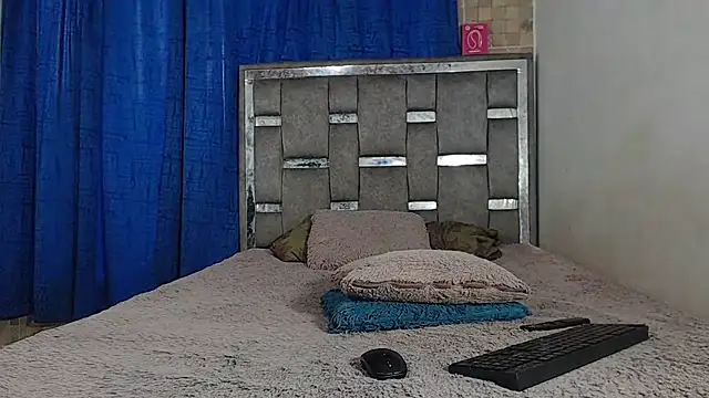 Snapshot of xbrendastarxx chatting on September 11, 2025, 8:20 pm xbrendastarxx online show from September 11, 2025, 8:20 pm