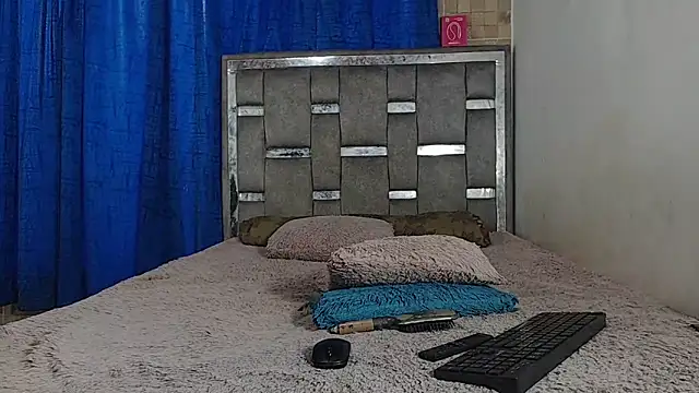 Snapshot of xbrendastarxx chatting on September 13, 2025, 8:31 pm xbrendastarxx online show from September 13, 2025, 8:31 pm