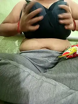 chocobbsneha567 online show from December 21, 2025, 2:35 am