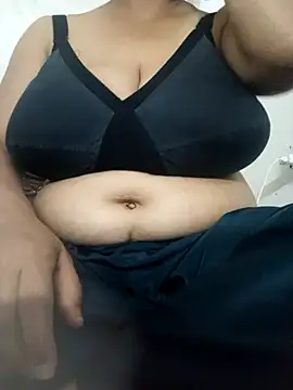 chocobbsneha567 online show from April 9, 2026, 11:05 am