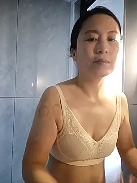 Snapshot of chengcheng12 chatting on October 17, 2025, 1:09 am chengcheng12 online show from October 17, 2025, 1:09 am