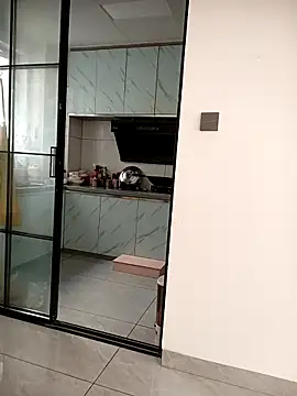 Snapshot of chengcheng12 chatting on October 1, 2025, 1:11 am chengcheng12 online show from October 1, 2025, 1:11 am