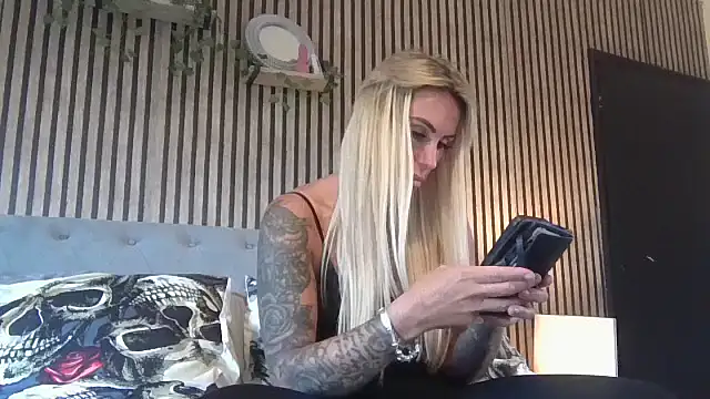 Snapshot of poppyinga1 chatting on September 12, 2025, 5:35 pm poppyinga1 online show from September 12, 2025, 5:35 pm
