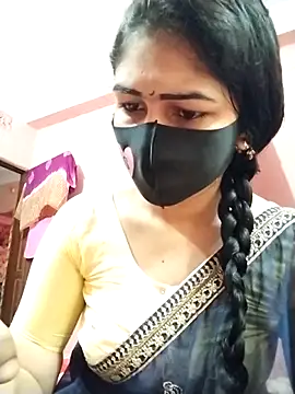 Snapshot of Prionti- chatting on October 6, 2025, 6:14 am Prionti- online show from October 6, 2025, 6:14 am