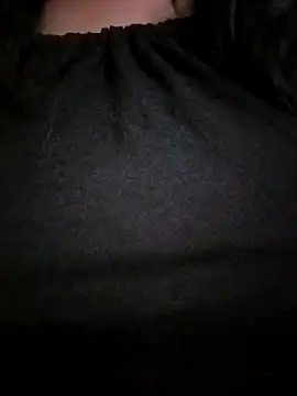 Snapshot of Ponds_beauty chatting on November 4, 2025, 3:05 pm Ponds beauty online show from November 4, 2025, 3:05 pm