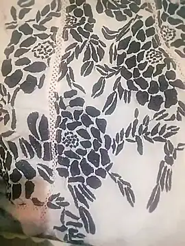 Snapshot of Ponds_beauty chatting on October 16, 2025, 3:20 pm Ponds beauty online show from October 16, 2025, 3:20 pm