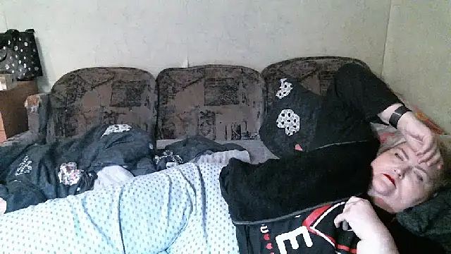 Lana555 online show from November 5, 2025, 8:45 pm