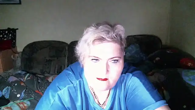 Snapshot of Lana555 chatting on October 5, 2025, 10:33 pm Lana555 online show from October 5, 2025, 10:33 pm