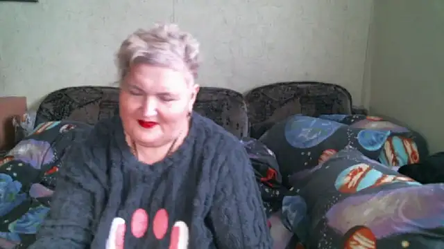 Snapshot of Lana555 chatting on February 18, 2026, 12:12 pm Lana555 online show from February 18, 2026, 12:12 pm