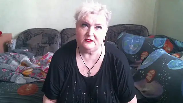 Snapshot of Lana555 chatting on July 17, 2026, 8:00 am Lana555 online show from July 17, 2026, 8:00 am