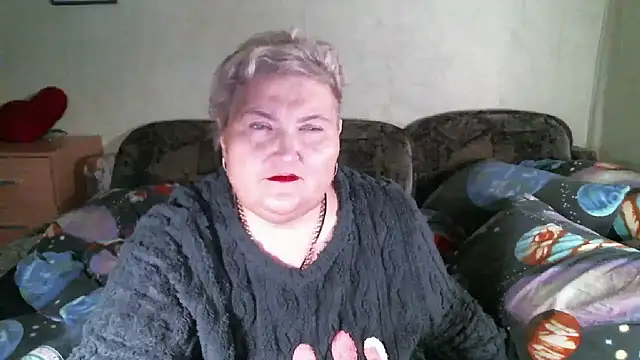 Snapshot of Lana555 chatting on February 19, 2026, 12:18 am Lana555 online show from February 19, 2026, 12:18 am