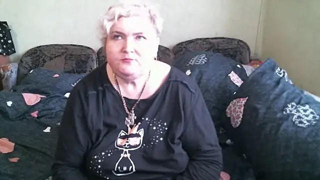 Snapshot of Lana555 chatting on October 25, 2025, 12:17 pm Lana555 online show from October 25, 2025, 12:17 pm