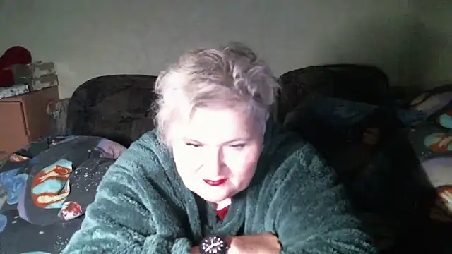 Snapshot of Lana555 chatting on February 6, 2026, 7:10 pm Lana555 online show from February 6, 2026, 7:10 pm