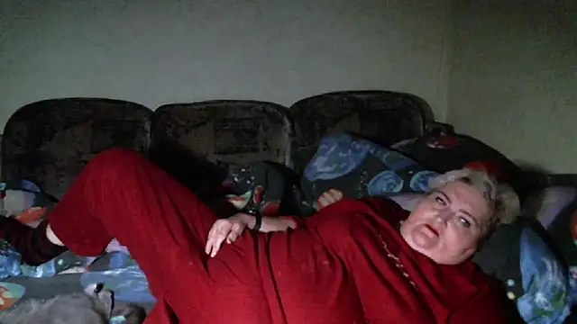 Snapshot of Lana555 chatting on September 28, 2025, 11:44 pm Lana555 online show from September 28, 2025, 11:44 pm