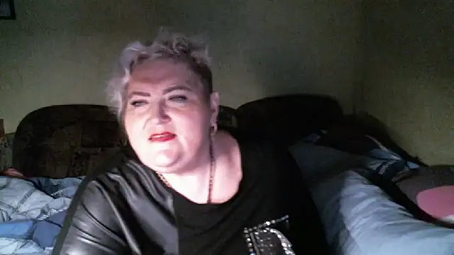 Snapshot of Lana555 chatting on September 19, 2025, 11:09 pm Lana555 online show from September 19, 2025, 11:09 pm