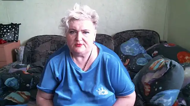 Snapshot of Lana555 chatting on October 5, 2025, 10:06 am Lana555 online show from October 5, 2025, 10:06 am