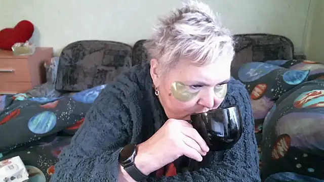 Snapshot of Lana555 chatting on February 12, 2026, 12:49 pm Lana555 online show from February 12, 2026, 12:49 pm