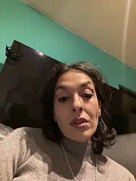 Piggiteablacktea online show from March 27, 2026, 7:04 pm